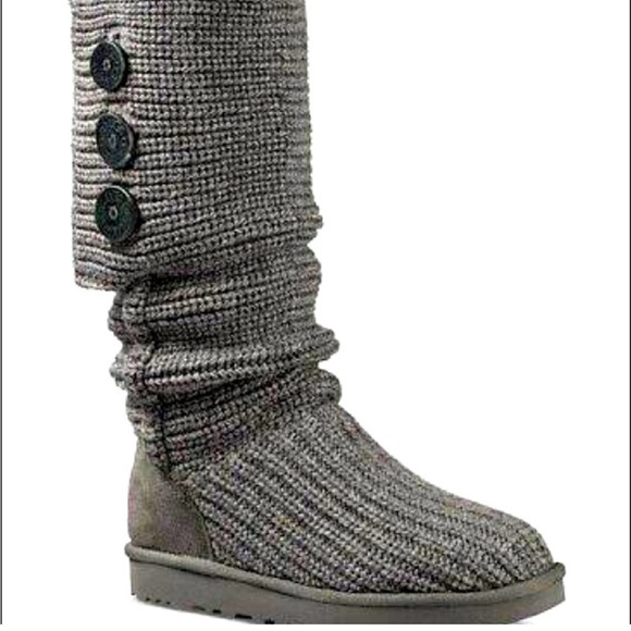 Ugg Classic Cardy Boot - Picture 1 of 6